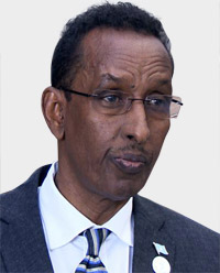 أحمد عيسى وزير خارجية الصومال ناقش مع السفير القطري التفجيرات الإرهابية