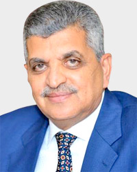 أسامة ربيع: نحاول الإبقاء على حركة المرور بين نقاط الانتظار