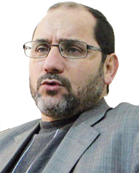 عبدالرزاق مقري: أبوجرة سلطاني، يقف ويخطط لحركة انقلابية في حركة مجتمع السلم