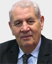 مصطفى بن أحمد: قرار التجميد لا علاقة له بالموقف من حكومة النهضة