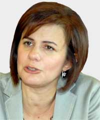 ريا حفار الحسن: وزيرة الداخلية والبلديات