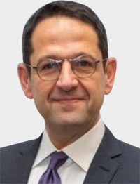 سامي نادر: الإعانات لا تدعم الفقراء بل المهربين والقوى التي تحميهم