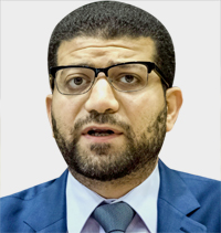شريف منصور: الحوثيون أظهروا وحشيتهم خلال احتجاز 10 صحافيين 