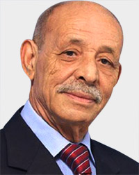 عبدالرحمن الشاطر: السراج يقود الدولة إلى كارثة بضعفه واكتفائه ببيانات الإدانة