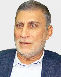 عزت الشابندر: ترشيحي لرئاسة الحكومة مرتبط بتأييد مقتدى الصدر