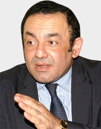 عمرو الشوبكي: زيارة السيسي إلى باريس حققت هدف وجود حلفاء دوليين داعمين لمصر