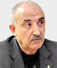 محمد أرزقي فراد: الانسداد الحاصل مرده "تعنت المؤسسة العسكرية"