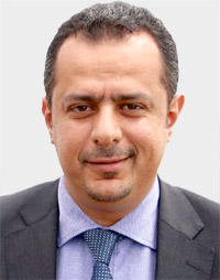 معين عبدالملك: هجمات عدن تؤكد التنسيق والتكامل تحت إدارة إيرانية
