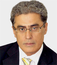 منذر ثابت: التصويت سيكون وفق معطيات التشكل الهيكلي للرأي العام