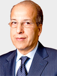 الصديق الكبير: الصراعات السياسية حالت دون اعتماد خطة اقتصادية تنقذ البلاد