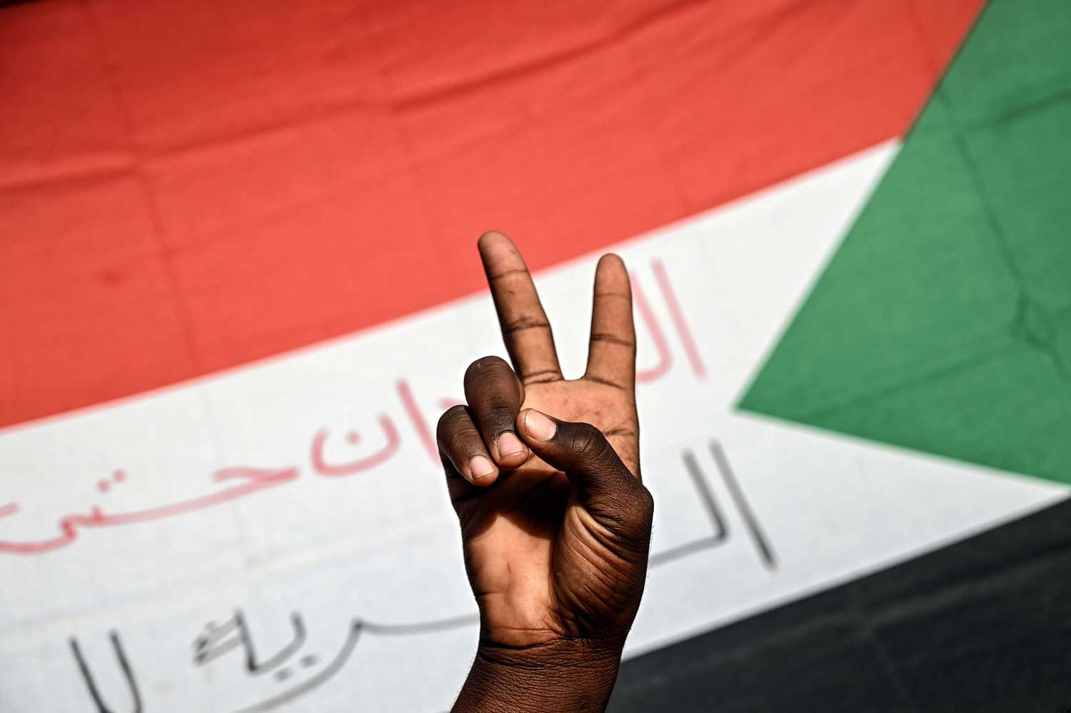 احتدام الجدل عن السلطة