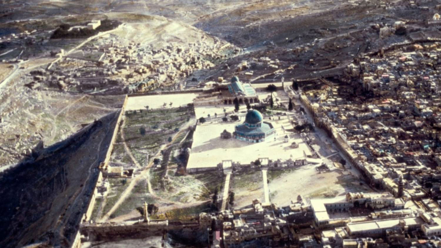 رحلة عبر الماضي من خلال صور جوية قديمة عن فلسطين 