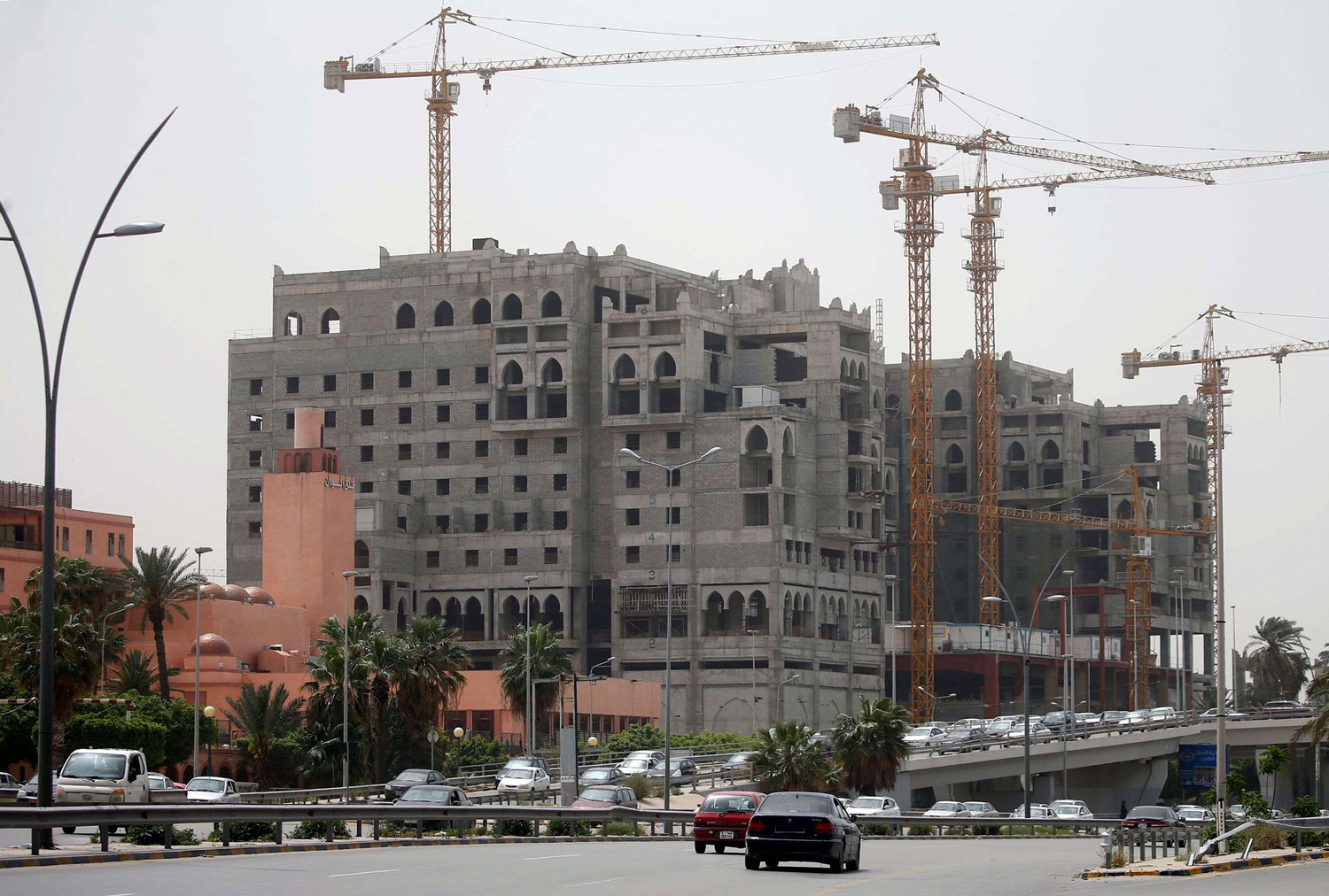 إعادة إعمار ليبيا الشغل الشاغل للدبلوماسية التونسية