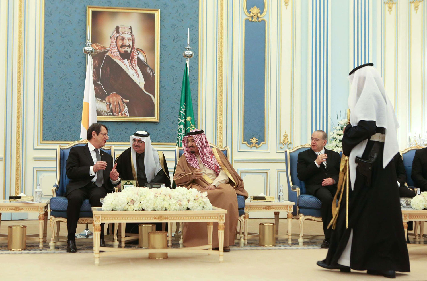 التوافق مستمر