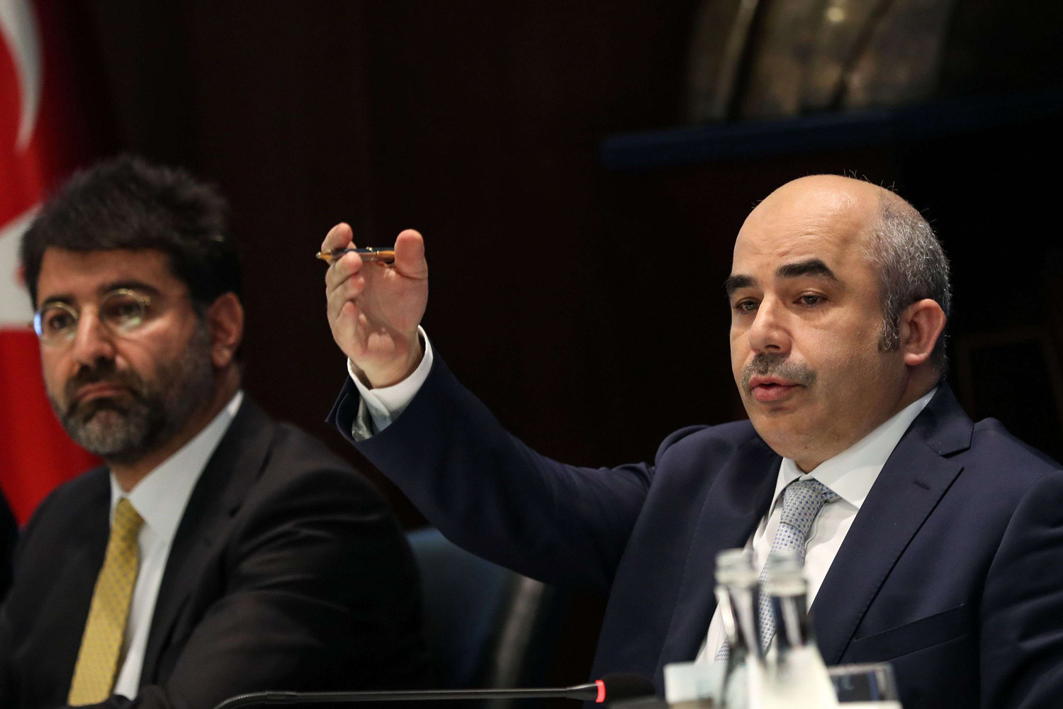 الحرب على الأكراد تعمق معاناة الأتراك 