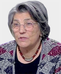 خيرية البشلاوي: الإذاعات الخاصة نجحت في خلق صوت درامي مواز للتلفزيون، لكنه ترفيهي