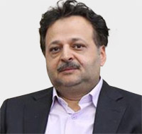 محمد نعيم امينيفرد: إيران تفتقر حاليا إلى أكثر من ثمانين نوعا من الأدوية الأساسية