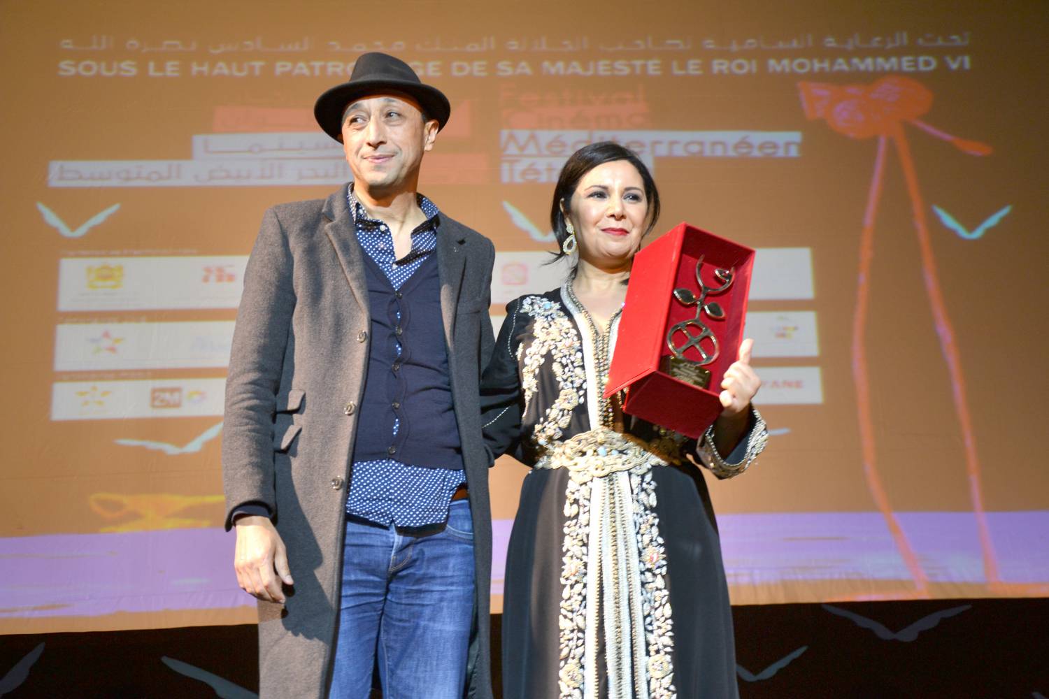 الممثلة المكرمة  منى فتو (بالقفطان المغربي)