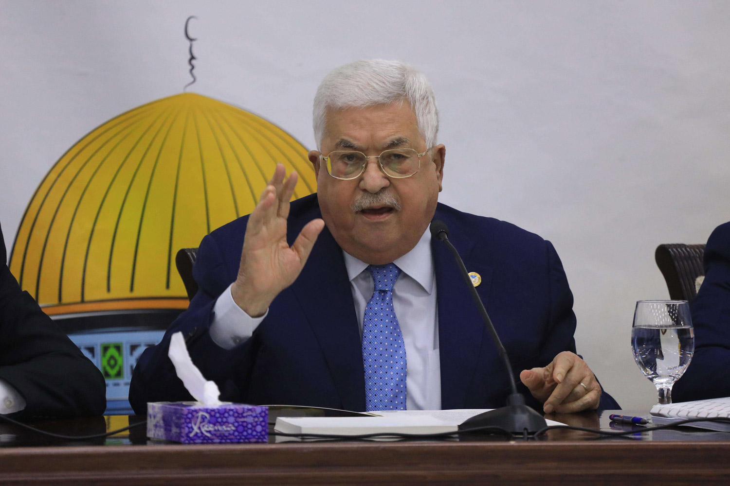 مشاركة سكان القدس شرط عباس للقيام بالانتخابات