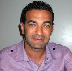 حكيم زلوم البطل الجديد للمملكة العاشورية لم يرتق إلى السقف الذي رفعه صالح أوقروت بشخصيته العفوية وأسلوبه التلقائي