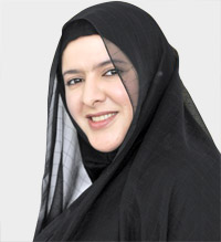 عزة القبيسي: أشتغل على ربط الكرب المزين بحروف عربية وقصائد شعرية معروفة