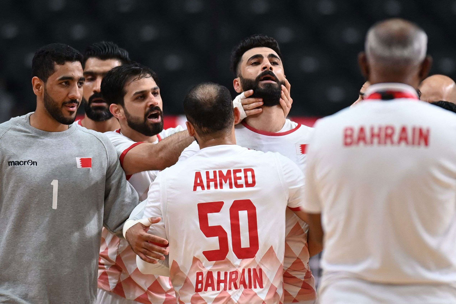 منتخب البحرين يملك فرصة ذهبية لتعويض خسارته أمام منتخب السويد عندما يلاقي البرتغال 