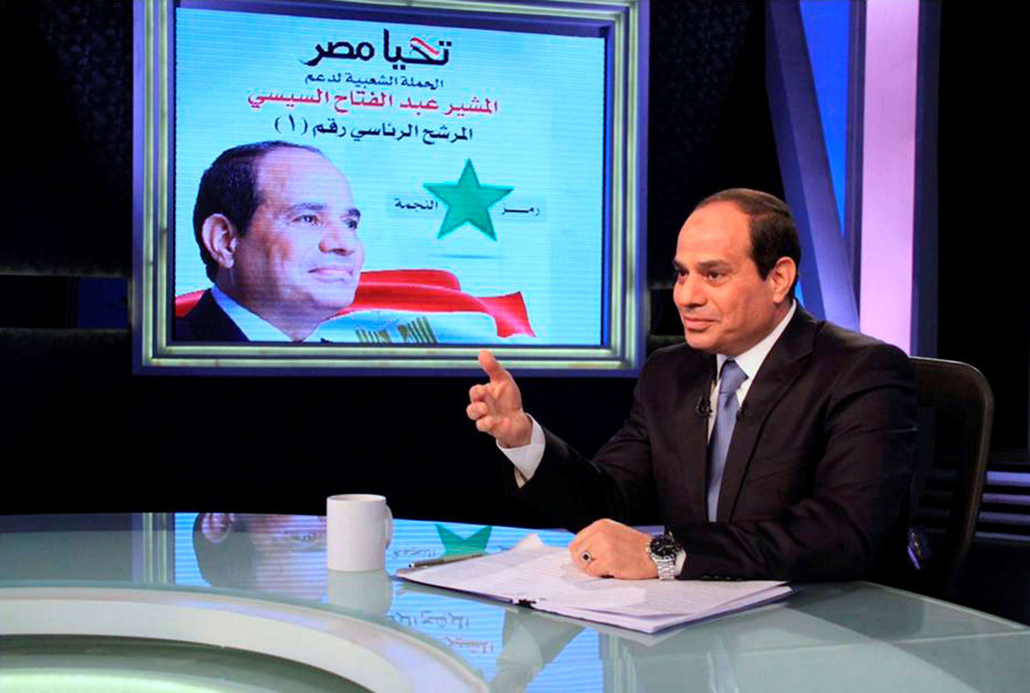 منابر تخدم أجندات سياسية محددة