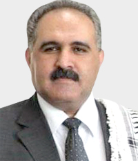 حازم أبوشنب: عباس يرفض أن يمارس أي شخص مهامه في السلطة ما دام على قيد الحياة