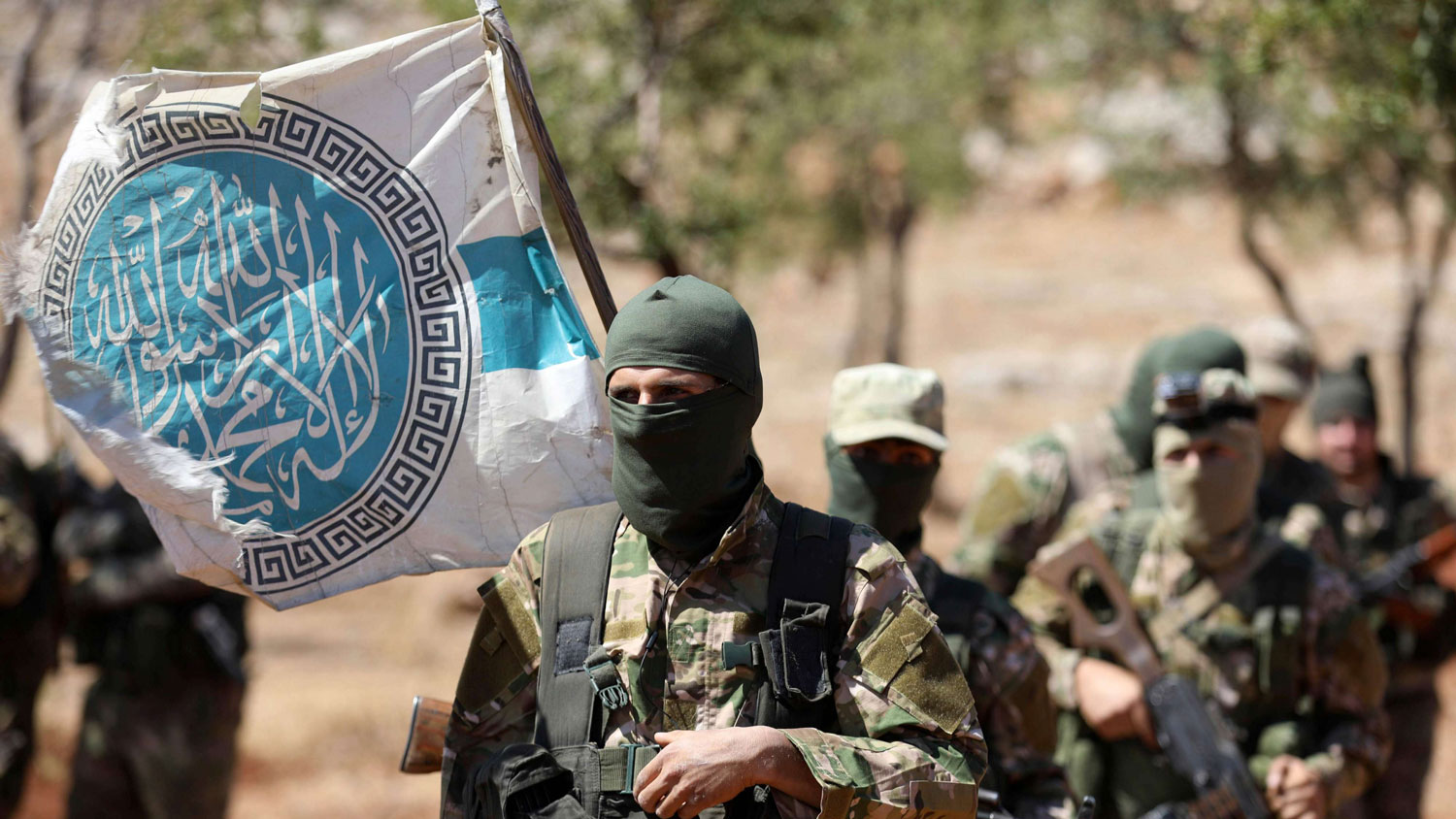 طرح اسم هيئة تحرير الشام في هذا التوقيت هدفه الضغط على واشنطن ودفعها إلى التراجع عن إظهار الدعم لأوكرانيا