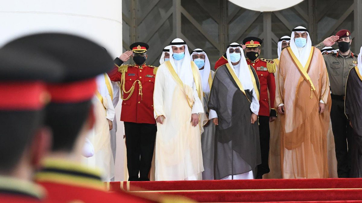 البعض يرى منصب ولاية العهد في الكويت شرفياً أو شكليا