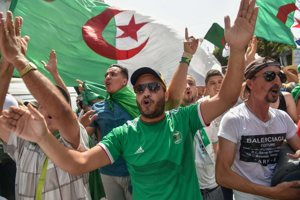 تصاعد غضب الشارع