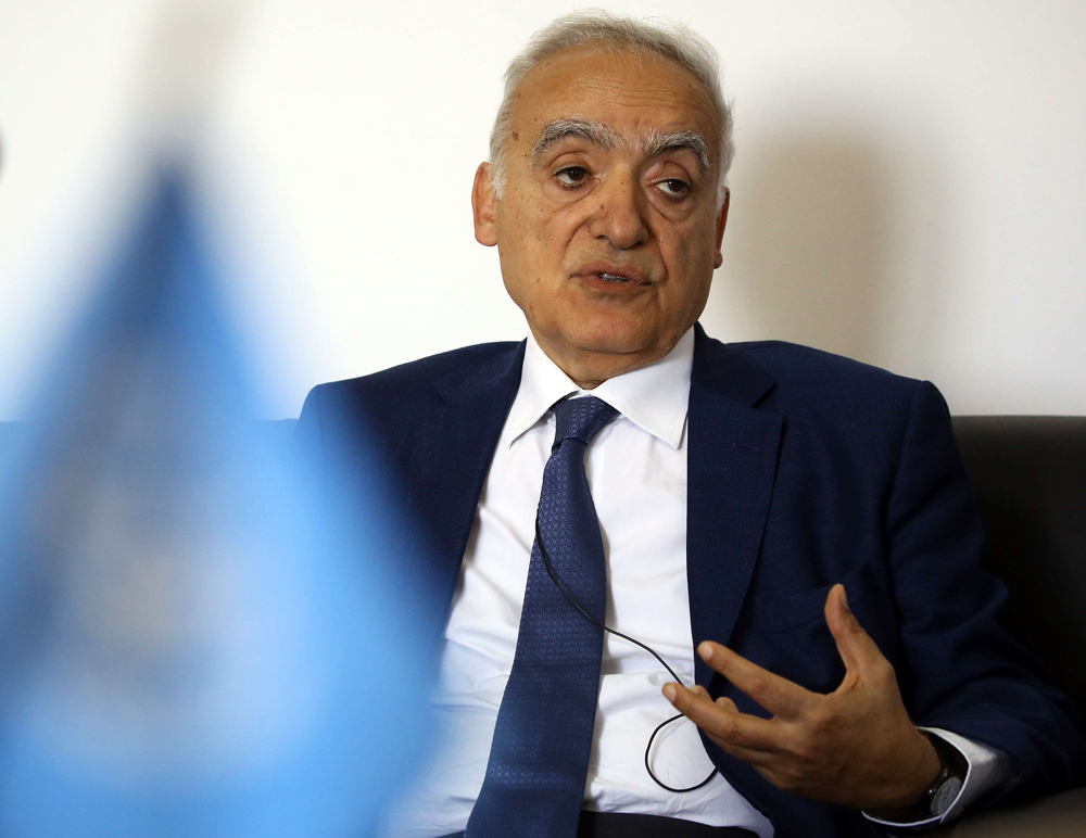 ممنوع من التمدد سياسيا