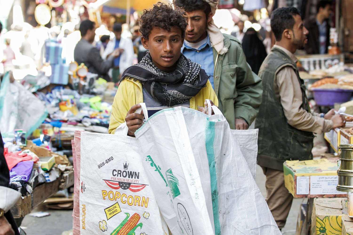 الشارع يهدد الأطفال