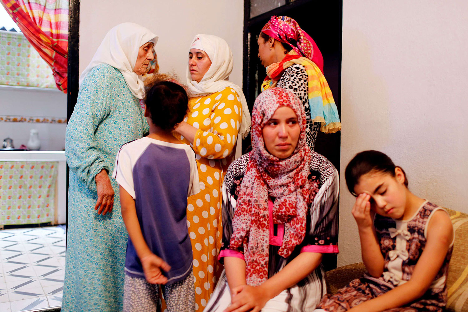 مسؤولية الجدة لا تقل عن مسؤولية الأم