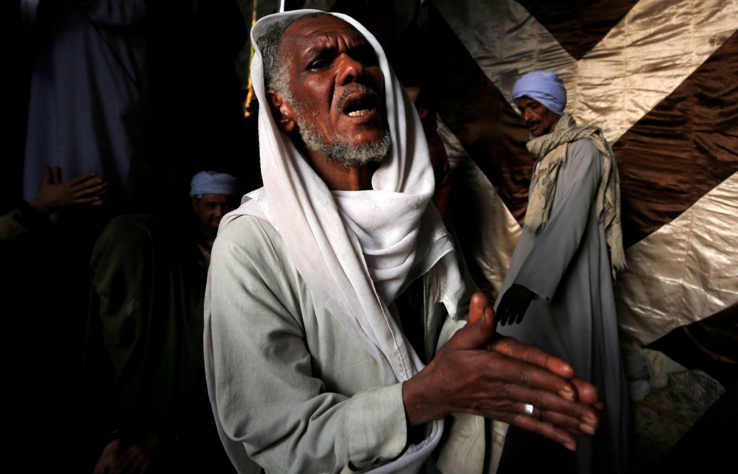 الشعوذة تجارة مربحة