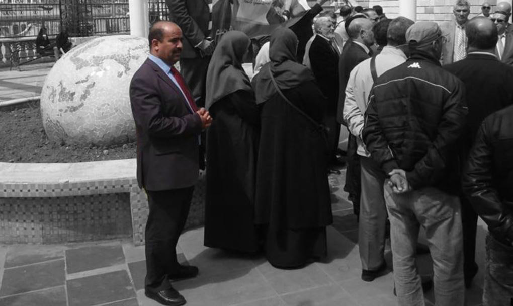 [ شنين ينحدر من حزب إسلامي يوصف بالمجهري، إلا أنه تمكن من أن يدير اللعبة بدعم من السلطة، بتحالف غير معلن بينها وبين جيل جديد من الإسلاميين