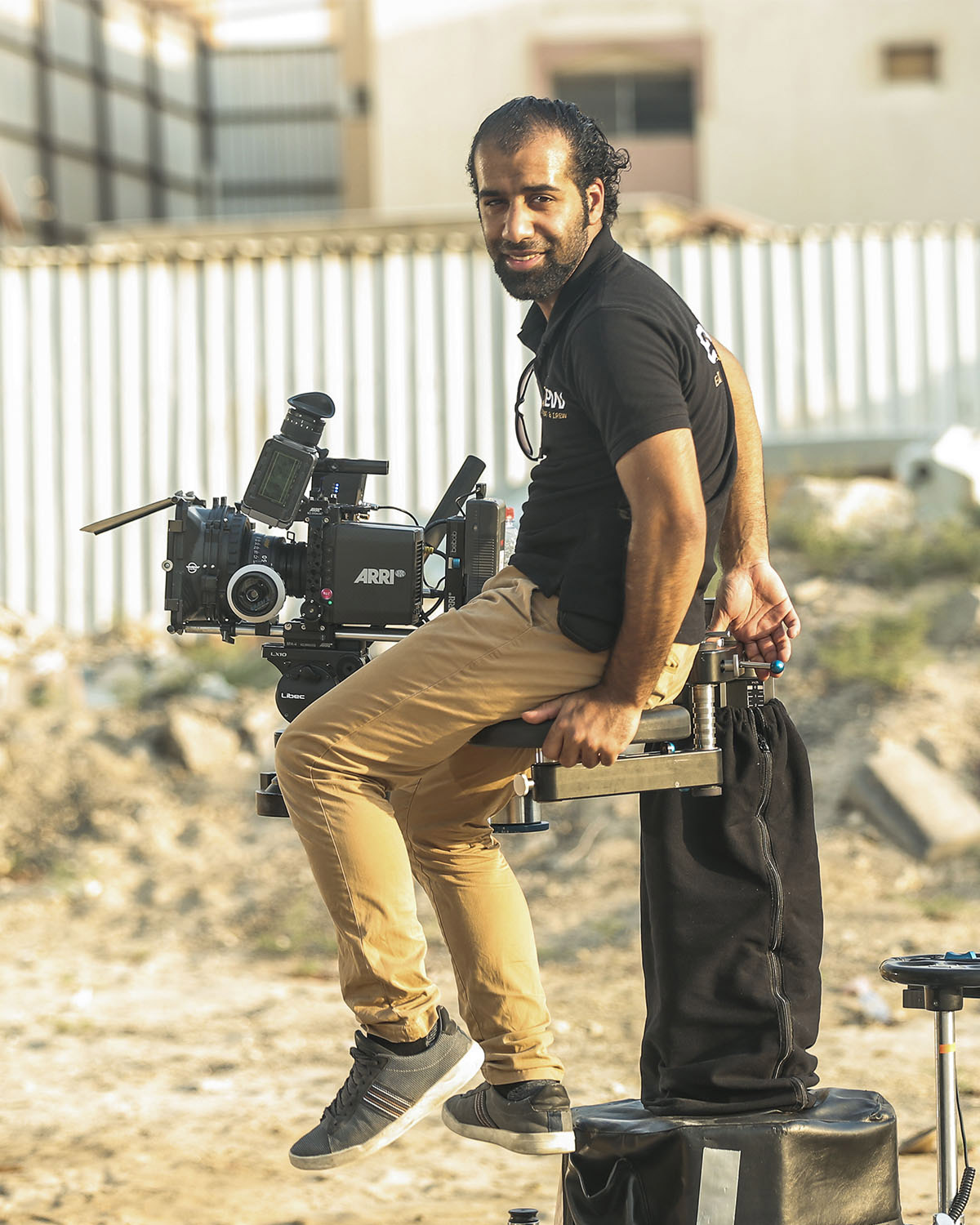 حسين سلام يرى أن صناعة السينما في الخليج تحتاج إلى الكثير من الوقت حتى تصل إلى آلية الإنتاج العالمي