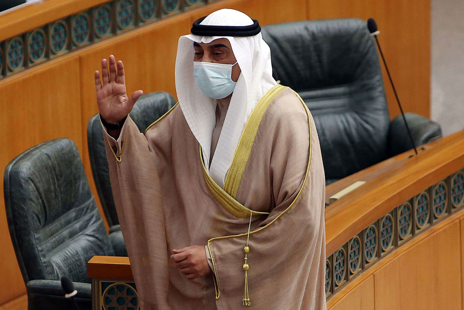 الخلاف شبه الدائم بين الحكومات والبرلمانات الكويتية أعاق فرصا كبيرة للتنمية وعطل مشاريع الاستثمار