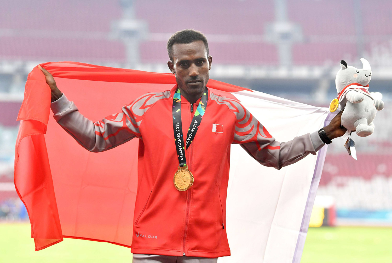البحريني بيرهانو بالو (25 عاما)، تاسع أولمبياد ريو، قريبا من المنصة في سباق 5 آلاف متر، لكنه حلّ سادسا 