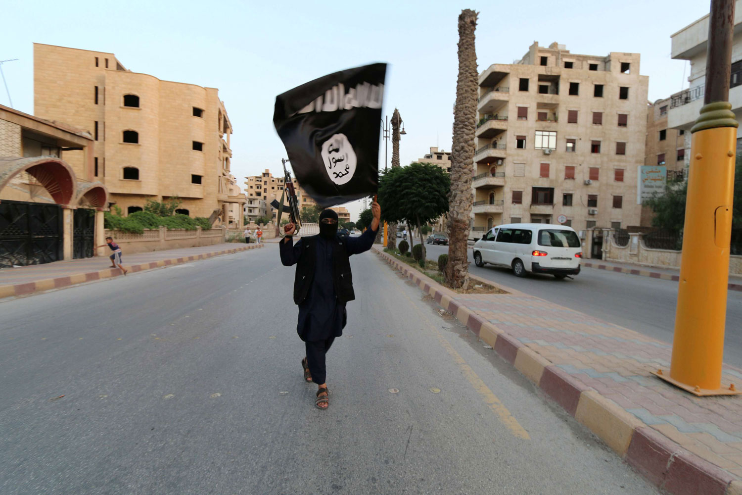  رحلة من هيراقليطس إلى كيركغور وبرتراند راسل وسارتر