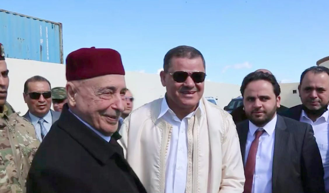● صالح يتمترس خلف مرجعيته القبلية لإدارة الواقع السياسي بالكثير من الهدوء