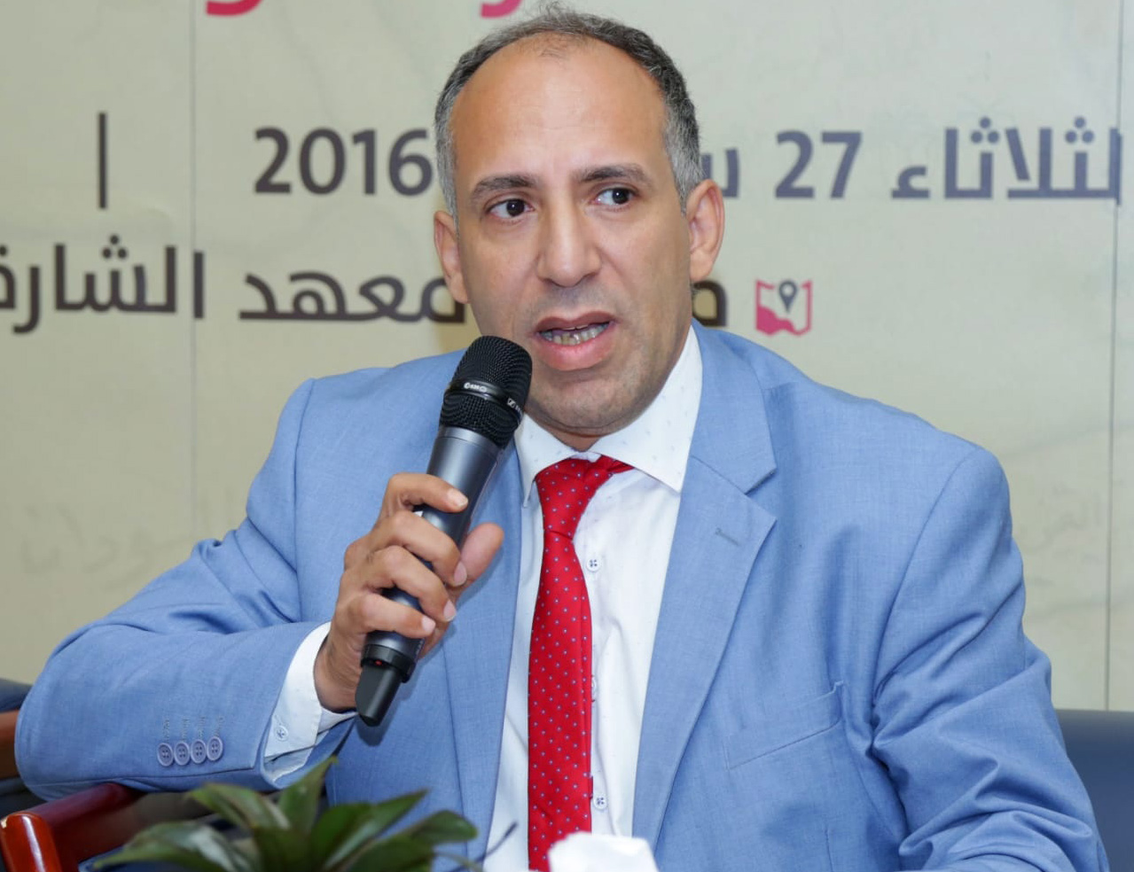 أم هارون مشغولة بآلام الناس