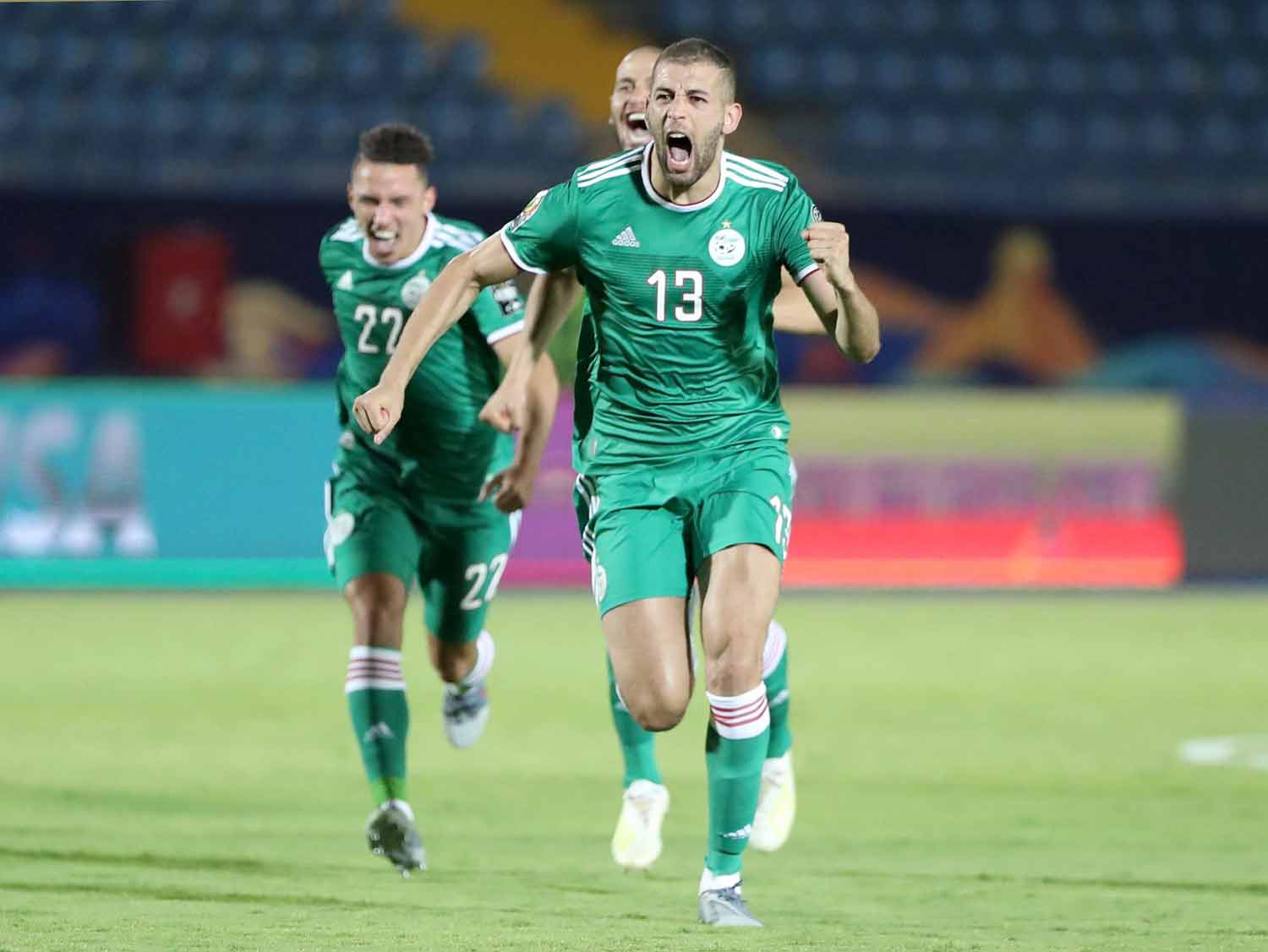  سليماني ينفرد بالرقم القياسي لأفضل هداف في تاريخ منتخب الجزائر 
