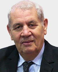 مصطفى بن أحمد: تصريحات الشاهد هدفها نزع فتيل التوتر في البلاد