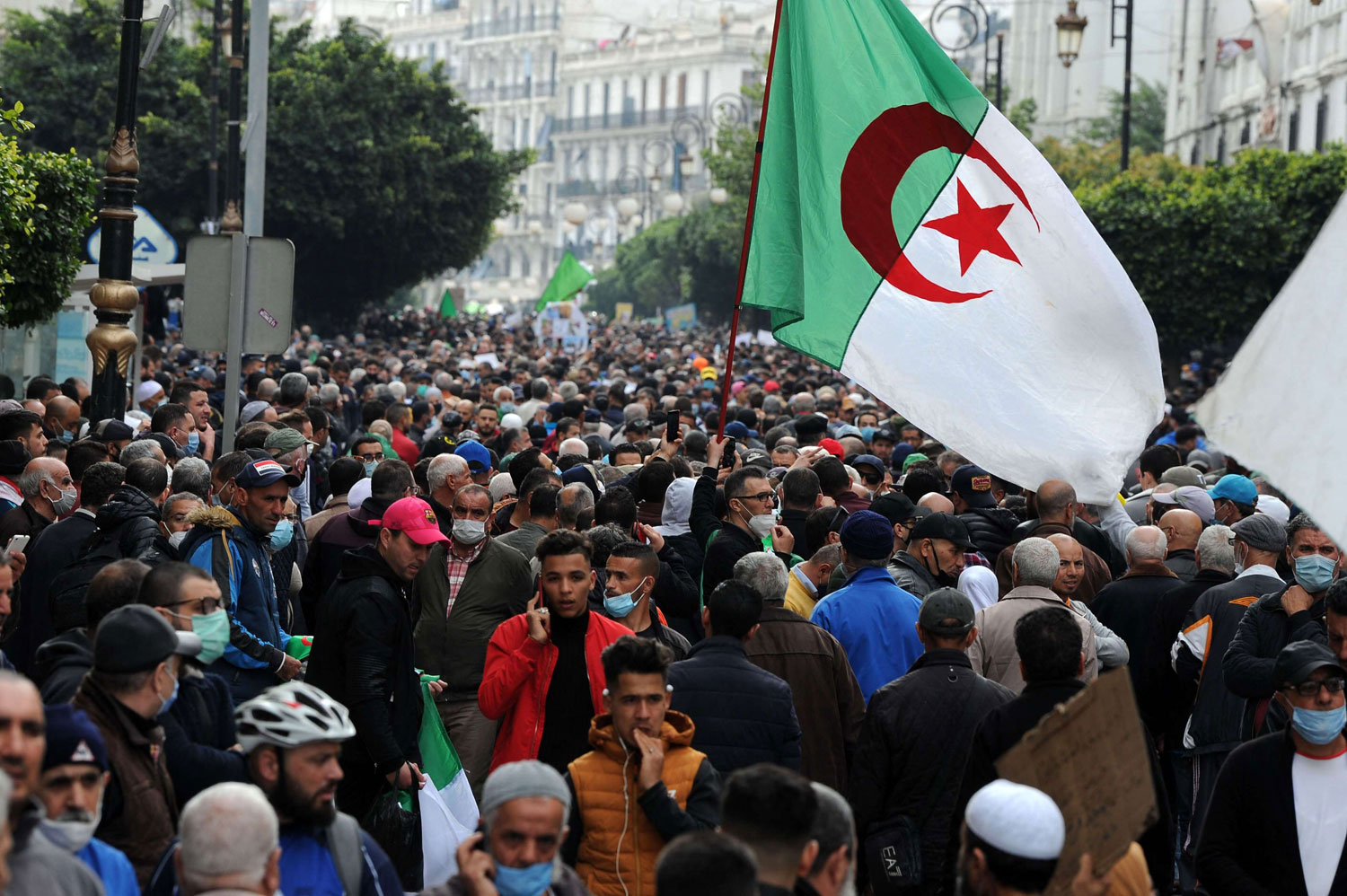 الحراك مستمر