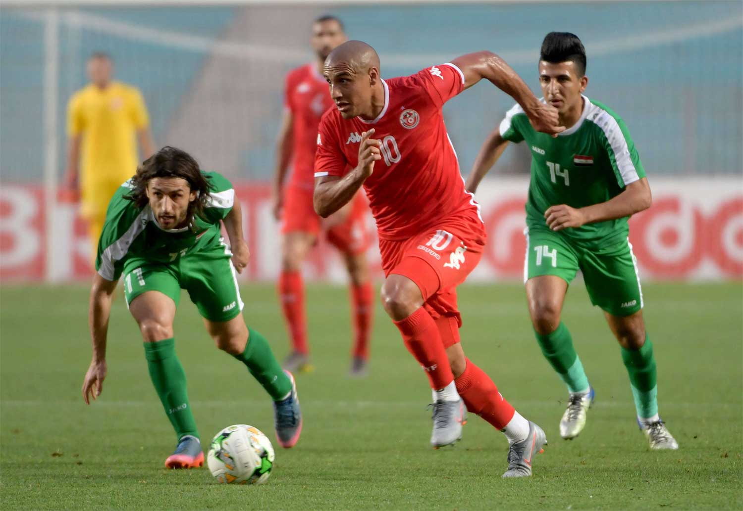 النسور يريدون التحليق عاليا