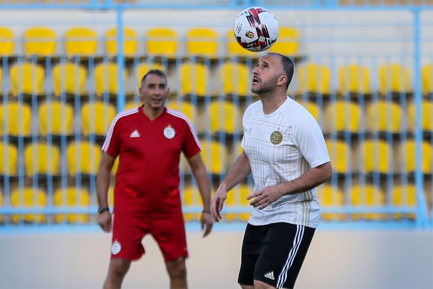 مدرب ظاهرة