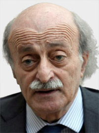 وليد جنبلاط: علينا أن نواجه معا سلميا ونقاوم سلميا، ونقول كفى