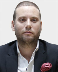 حسين جنيح: بثلاثة رؤساء كانت الفوضى وبرئيس واحد كل شيء منظم