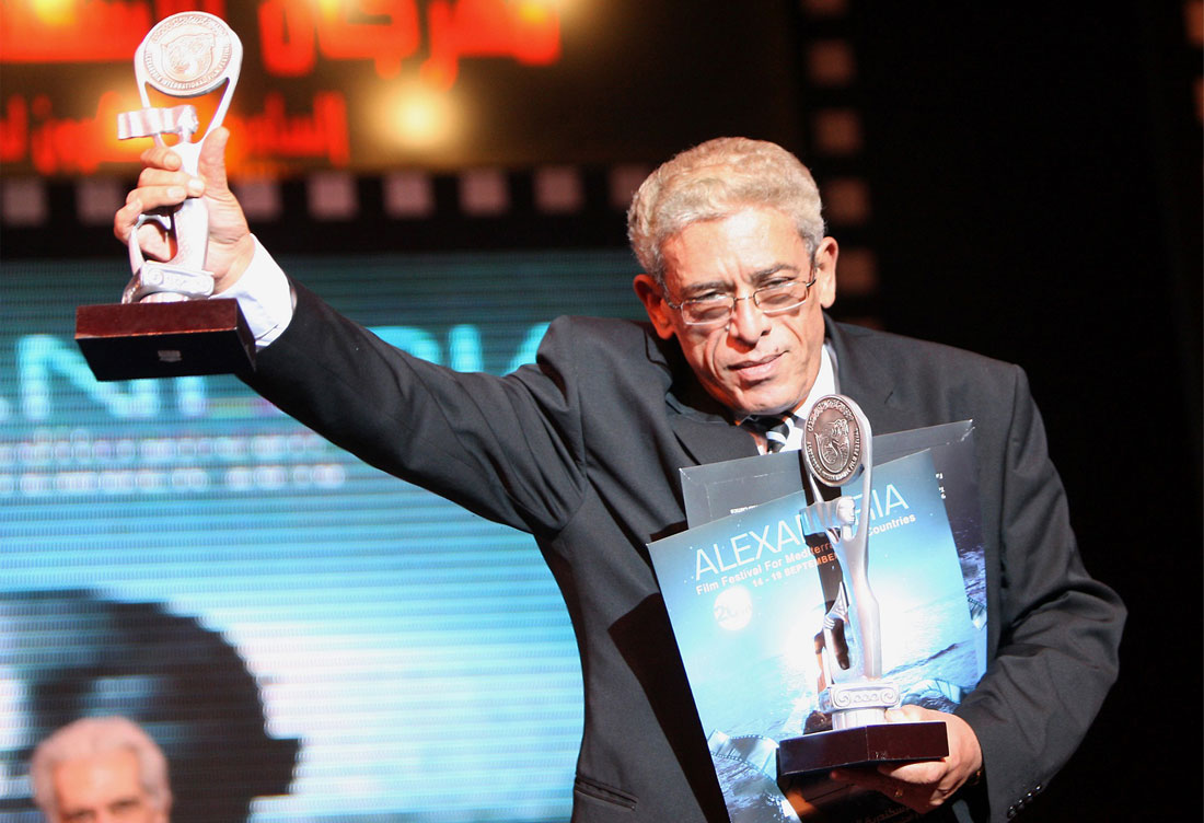 مسيرة عبدالسيّد في الإخراج تحفل بالكثير من الأعمال السينمائية الجيدة التي تشير إلى مضامين إنسانية متعددة